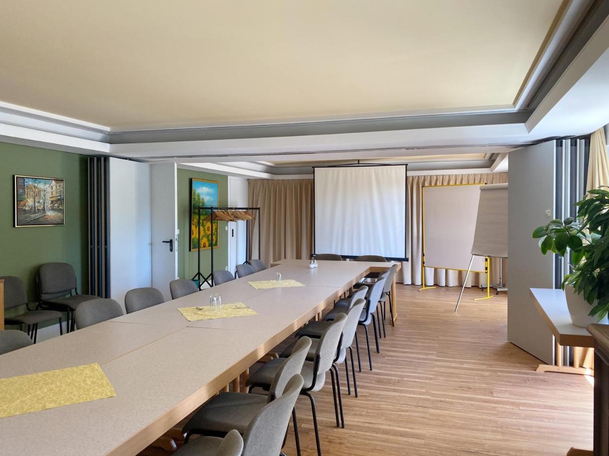 Zum Gruenen Turm Hohen Neuendorf Exterior foto
